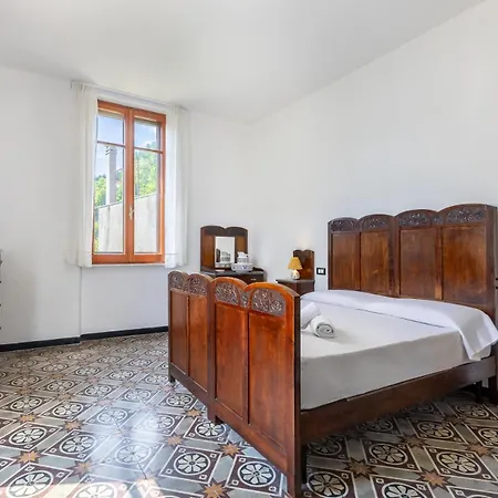 Hostdomus-country House Apartment Orco Feglino