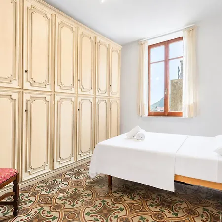 Hostdomus-country House *